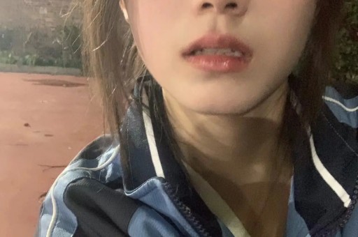 女粉丝“玩暧昧”设局骗走男主播上百万元后竟又在直播间打赏挥霍一空！